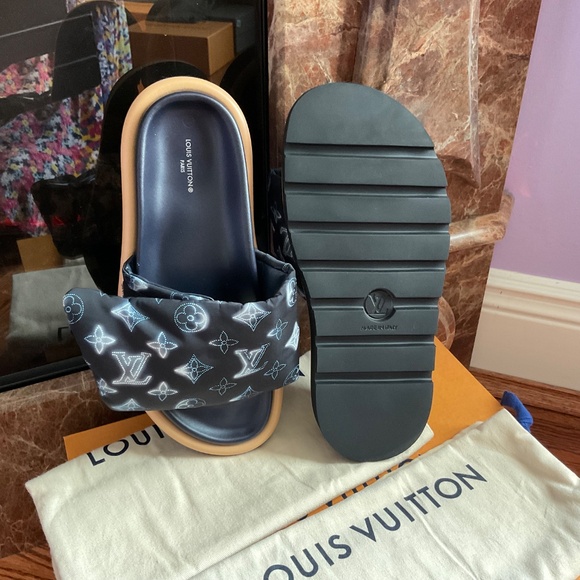 LOUIS VUITTON Monogram Pillow Mules/Sandals - Picture 4 of 4